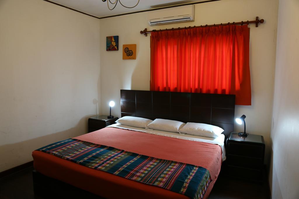 Hotel Miraflores Lodge Lima Cameră foto